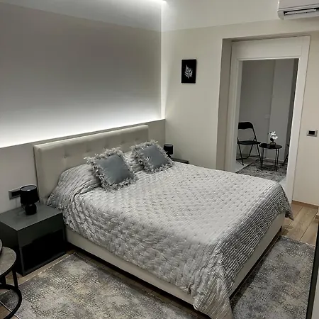 Corplex Apartamento Tirana
