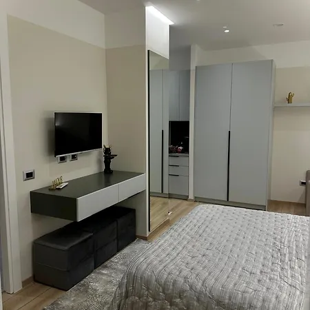 Corplex Apartamento Tirana
